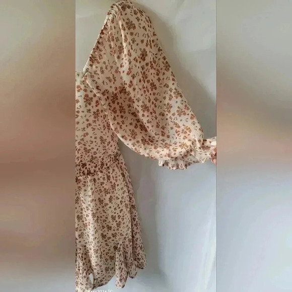 Trixxi Burnt Orange and Cream Floral Dress, size medium - Picture 2 of 11